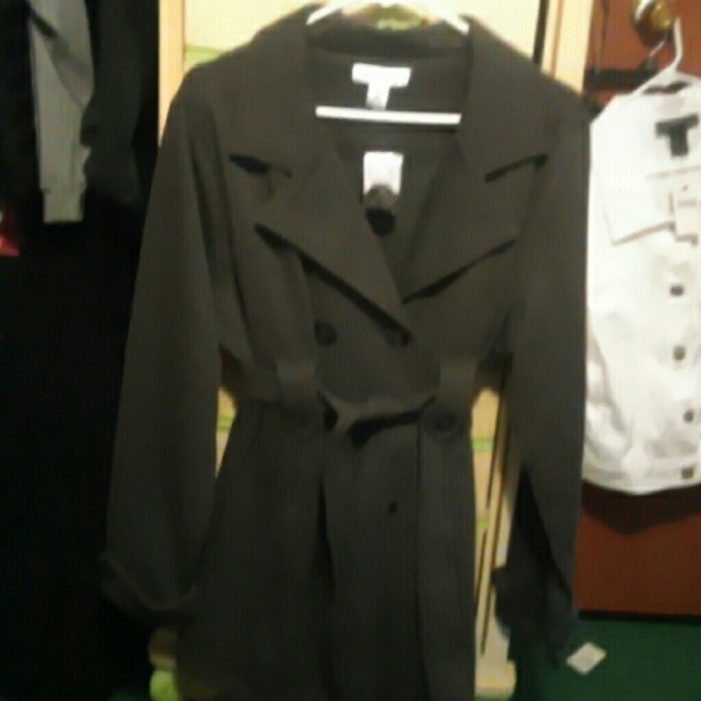 Motherhood maternity bus jacket NWT